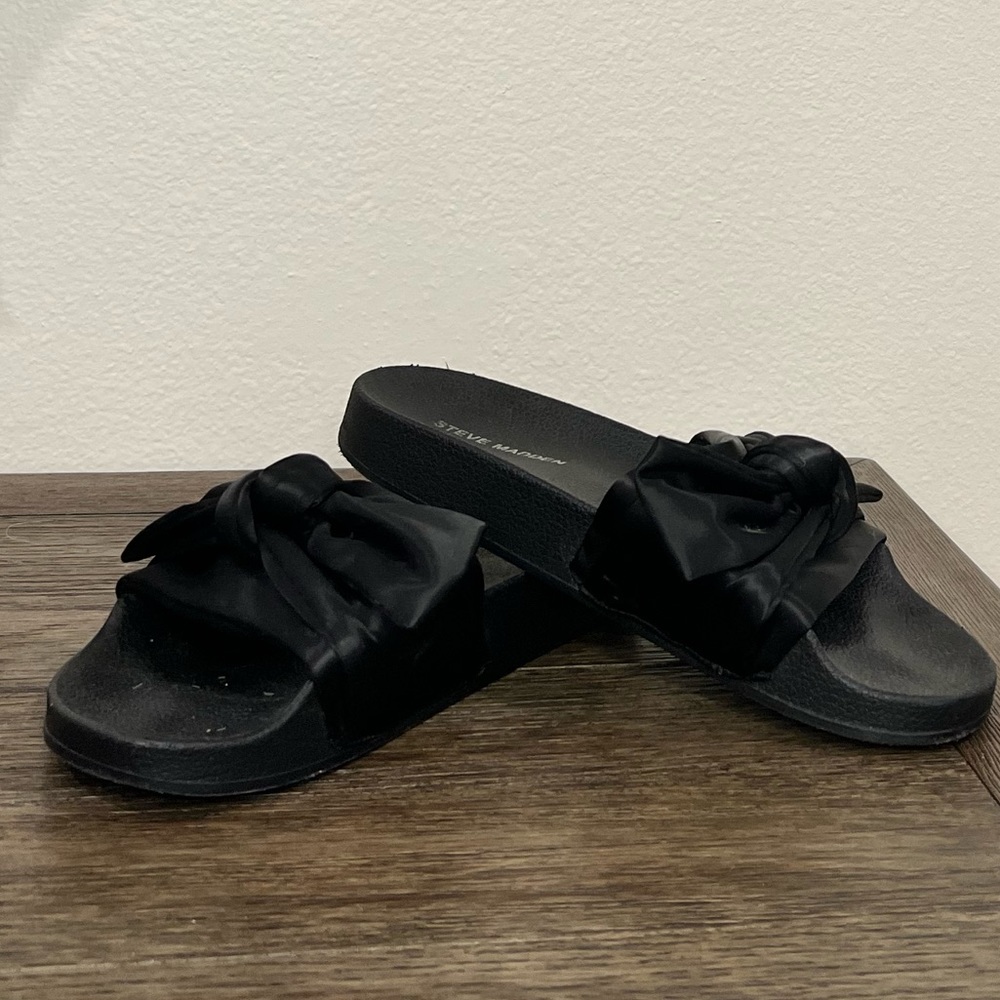 Steve Madden Slippers